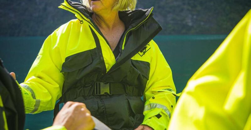 Geiranger: Guided Geirangerfjord Boat Tour - Experience Highlights