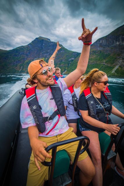 Geiranger: Guided Geirangerfjord Boat Tour - Meeting Point and Language