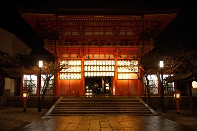 Geisha Streets & Real Kyoto Magical Night (w/Kyoto Snack) - Exploration of Gion District