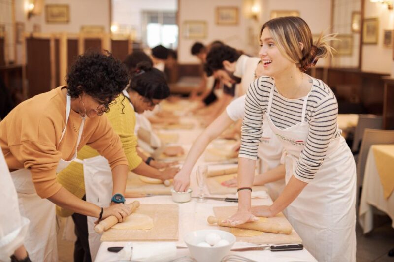 Gelato and Pasta Cooking Class in Rome - Piazza Navona - Important Information