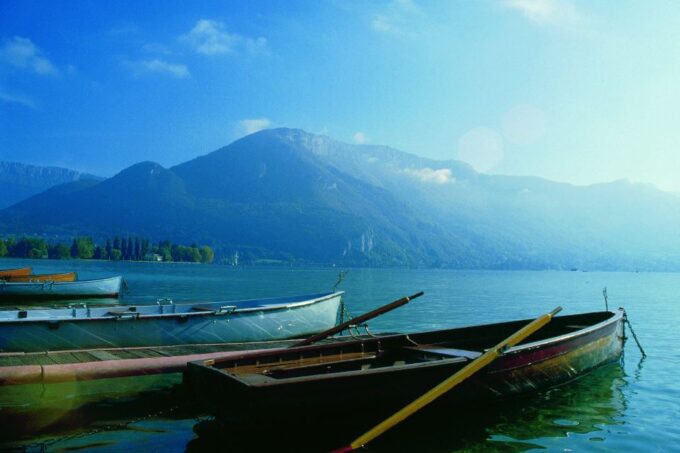 Geneva: Annecy, the Venice of the Alps and Geneva City Tour - Journey to Geneva