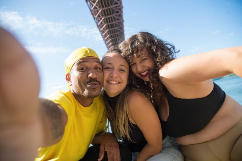 Geneva : Bachelorette Party Outdoor Smartphone Game - Key Points