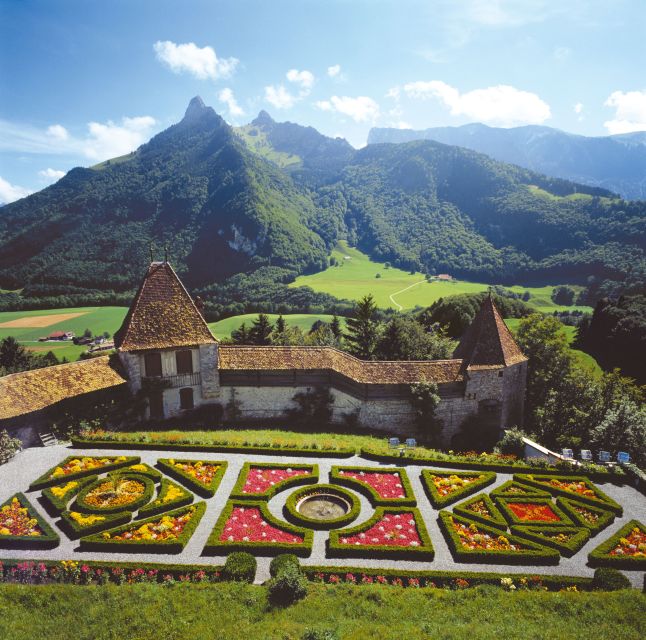 Geneva: Chocolate Tasting & Gruyères Medieval Village Tour - Panoramic Views of the Alps