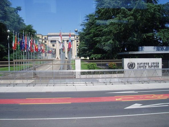 GENEVA Complete Tour. Hotel Pick-Up, GENEVA Internat. & Old City - Key Points
