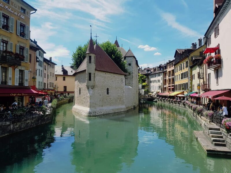 Geneva: Full-Day Trip to Annecy With Hotel/Airport Transfers - Transportation Details