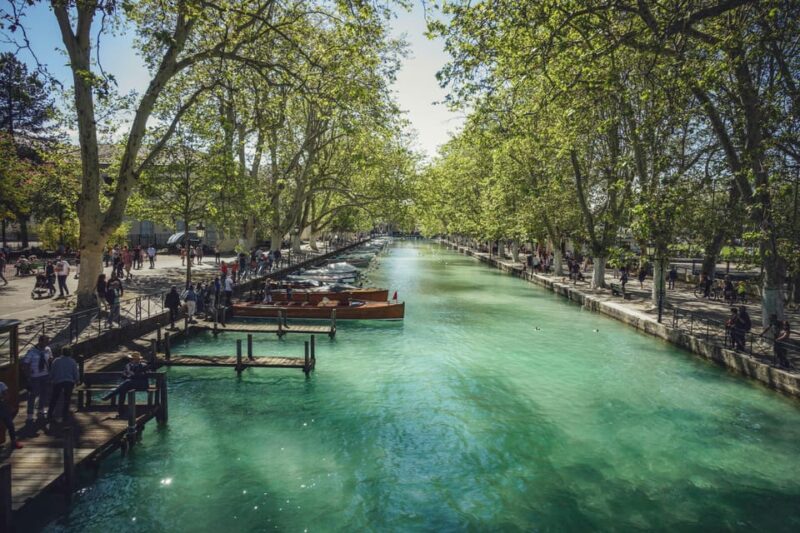 Geneva: Full-Day Trip to Annecy With Hotel/Airport Transfers - Activities and Experiences