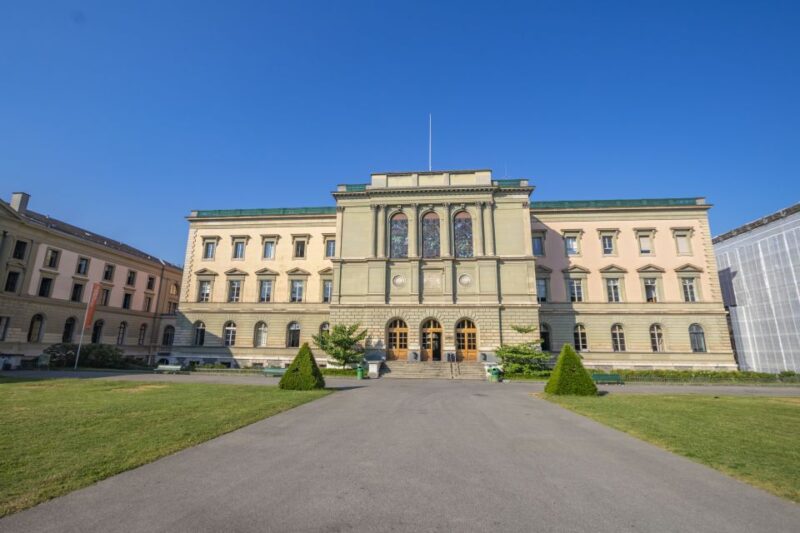 Geneva: Private Architecture Tour With a Local Expert - Importance of Advance Arrangements