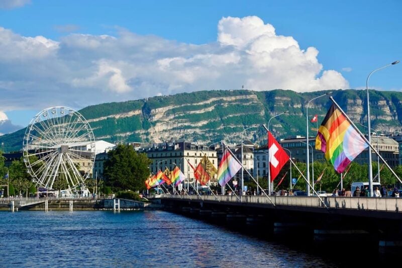 Geneva: Private City Highlights Guided Walking Tour - Exploring Lake Geneva