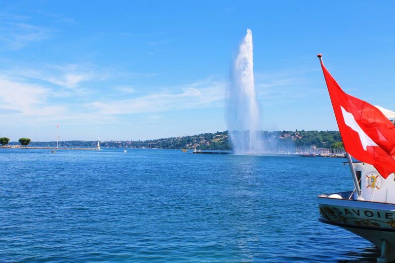 Geneva: Scenic Lake Cruise With Snacks and Wine - Key Points