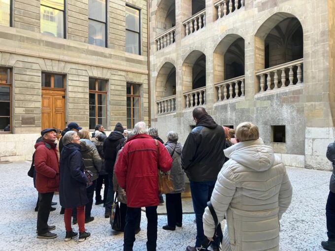 Geneva: United Nations, Old Town and Lake E-Bike Tour - Frequently Asked Questions