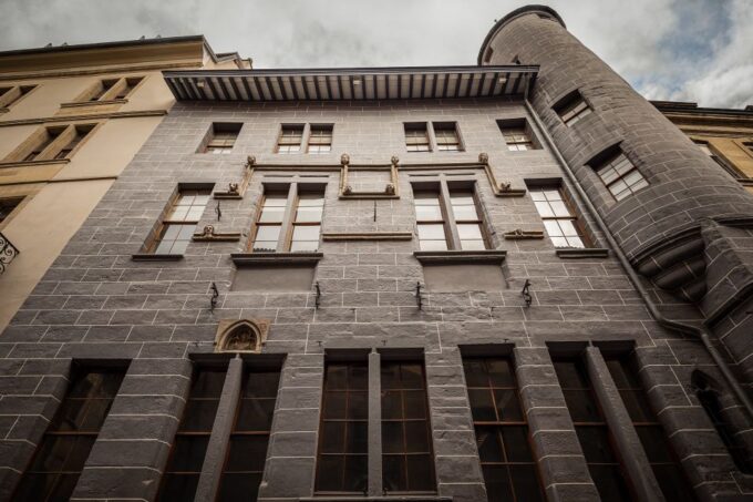 Geneva Zombie Chase: Quest Experience - Tour, Escape Game, and Treasure Hunt
