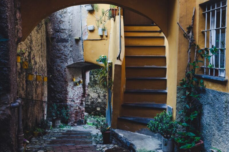 Genoa: Secret Corners Photography Tour and Traditional Snack - Key Points