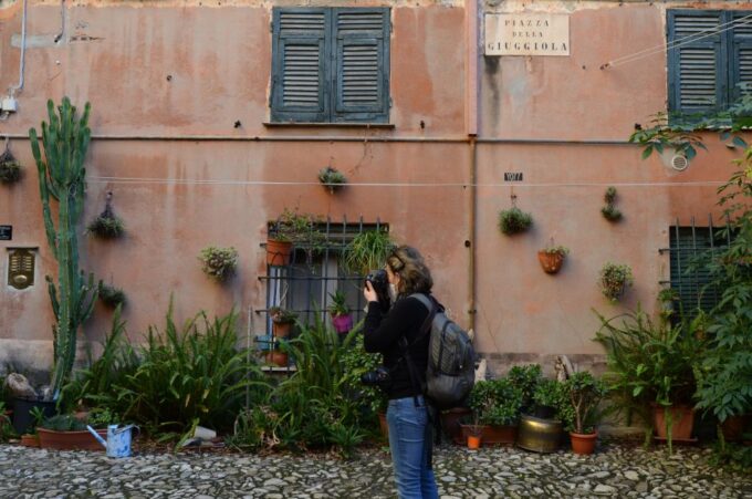 Genoa: Secret Corners Photography Tour and Traditional Snack - Accessibility