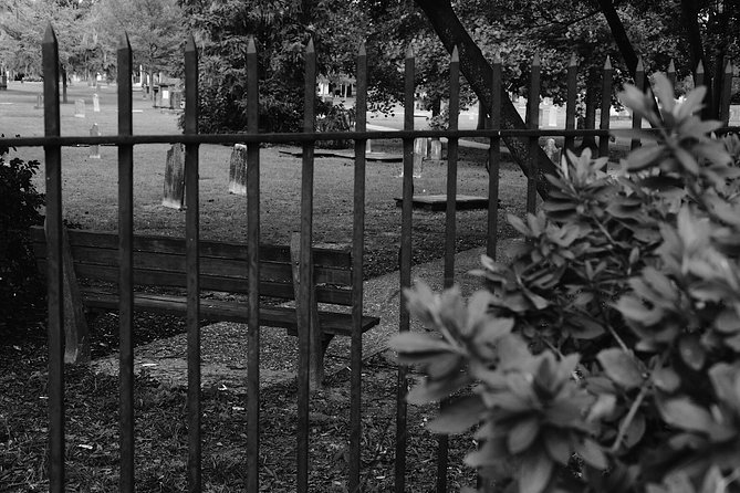 Genteel and Bards Savannah Dark History and Ghost Encounter Walking Tour - Haunted Locations