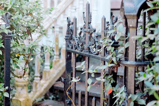 Genteel and Bards Savannah History Walking Tour - Tour Experience Highlights