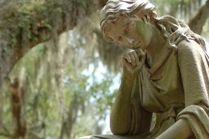 Genteel & Bard's Savannah Bonaventure Cemetery Walking Tour - Key Points