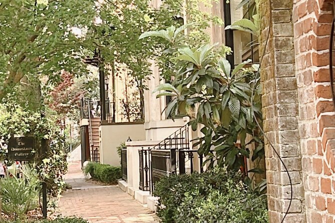 Genteel & Bards Savannah Womens History Walking Tour - Tour Duration and Accessibility