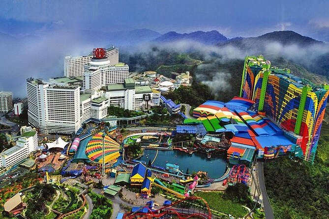 Genting Highlands Fun Day Trip From Kuala Lumpur - Batu Caves and Gentry Strawberry Leisure Farm