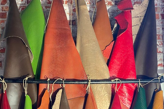 Genuine Leather Tote Bag Workshop in Leiden - Hosted in 19th-Century Home