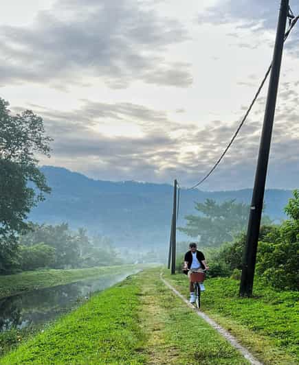 George Town, Penang: Malay Countryside Cycling - Taking in Malay Culture