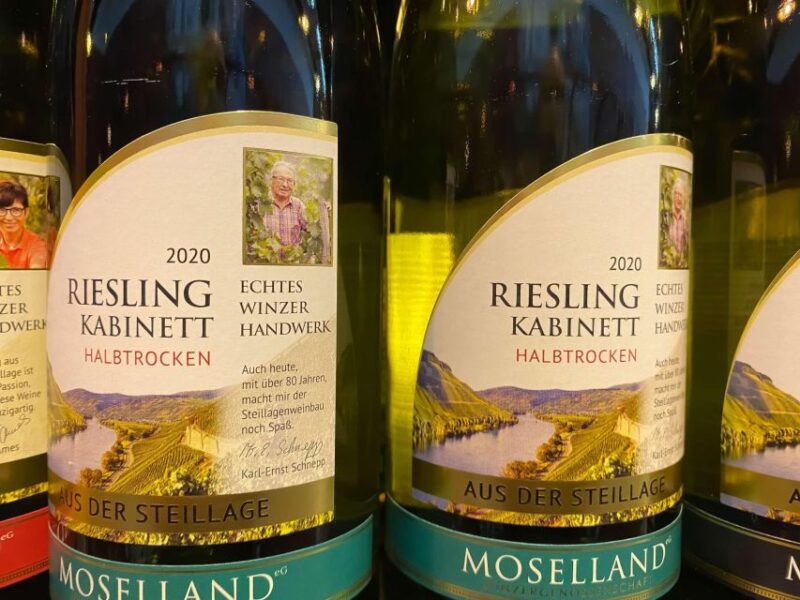 German Wine Self-Guided Tour in Munichs Old Town Wine Bars - Accessibility and Languages