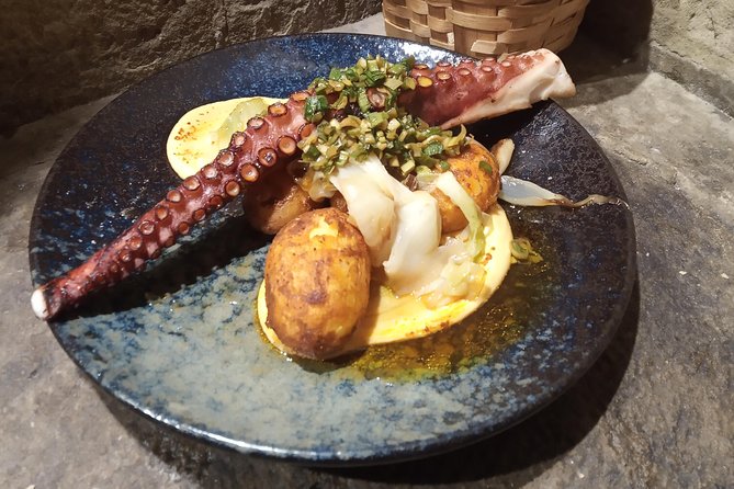 Get Lost in the Last Classic Pintxo Taverns - Navigating the Vibrant Pintxo Bars