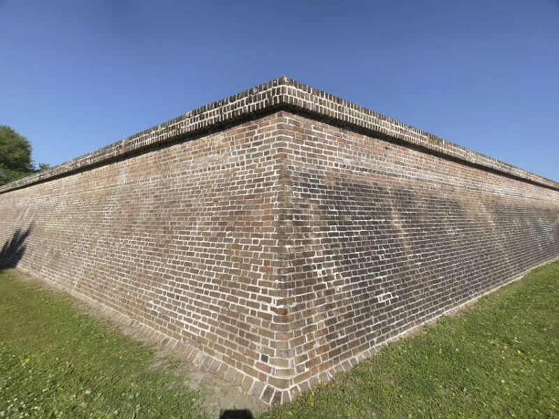 Get Out of Town! Lighthouses, Beaches and Forts Tour - Key Points