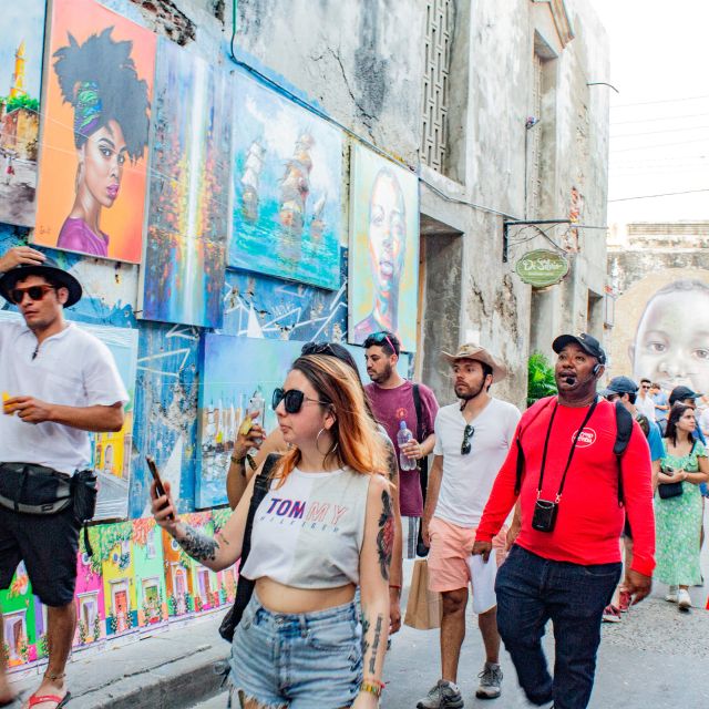 Getsemaní District at Night (With Dinner Included) - Experience Highlights