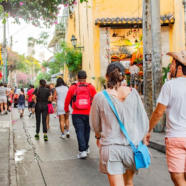 Getsemaní District at Night (With Dinner Included) - Dinner Option