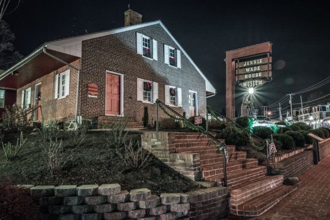 Gettysburg: Civil War Ghosts Walking Tour - Tour Guide Expertise