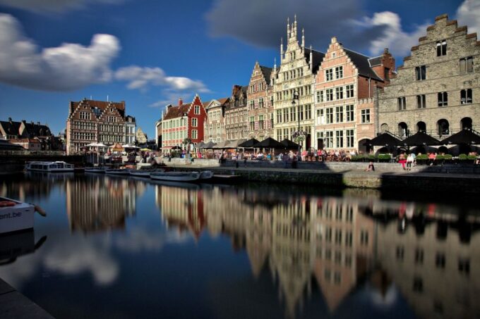 Ghent: 40-Minute Historical Boat Tour of City Center - Tour Booking and Cancellation