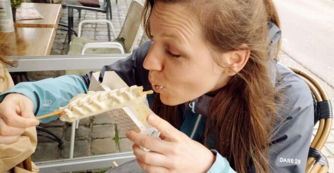 Ghent: Guided City Tour With Food and Drink Tastings - Food and Drink Specialties