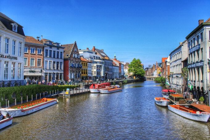 Ghent: Guided Walking Tour and Canal Boat Trip - Boat Cruise