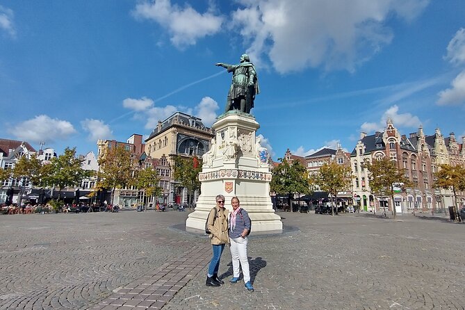 Ghent Sightseeing and Chocolate Tasting Tour - Chocolate Tasting Highlights