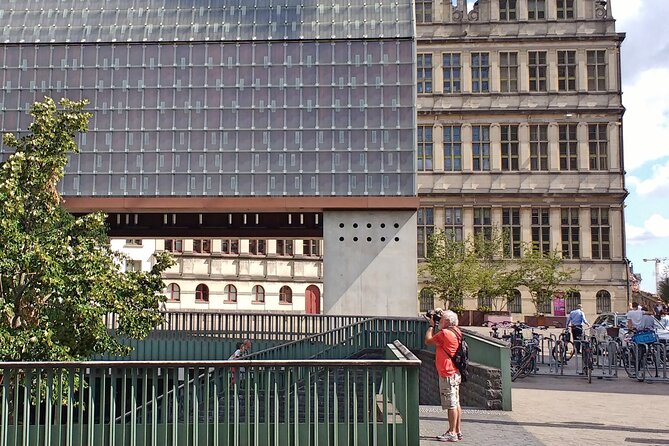 Ghent Walking Tour - City Highlights and Beyond Tradition - Meeting and End Points