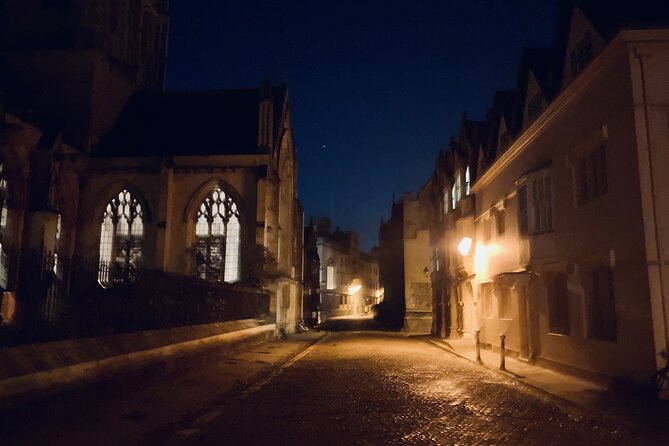 Ghost Tour of Oxford - Tour Inclusions