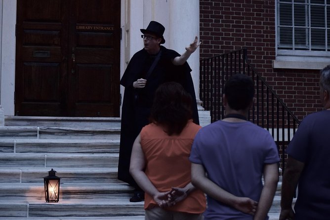 Ghost Tour of Philadelphia by Candlelight - Accessibility and Transportation