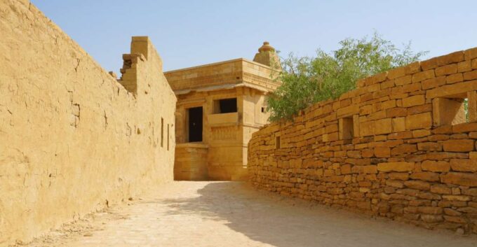 Ghost Village in Jaisalmer Tour(Guided Half Day Tour by Car) - Kuldhara Abandoned Village