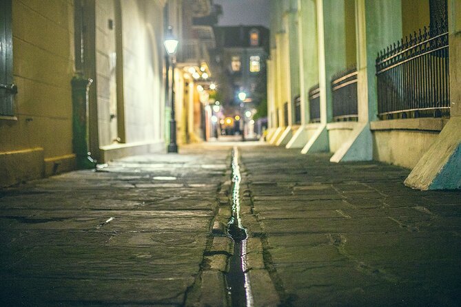 Ghosts, Gods, & Gangsters of New Orleans - Vampire Lore and Gruesome Executions