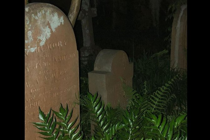 Ghosts of Charleston Night-Time Walking Tour With Unitarian Church Graveyard - Just The Basics