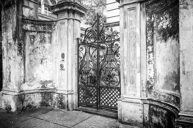 Ghosts of Charleston Night-Time Walking Tour With Unitarian Church Graveyard - Additional Information