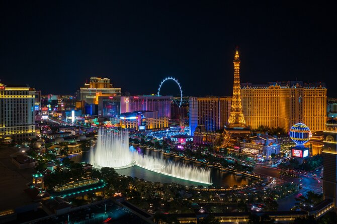 Ghosts of Las Vegas Walking Tour - Spooky Evening Atmosphere