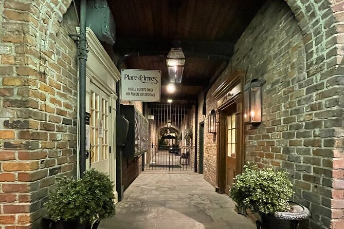 Ghosts of New Orleans: Self-Guided Haunted Audio Walking Tour - Meeting and End Points