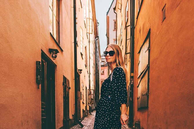 Ghosts of Stockholm: A Guided Tour of Horror and Dark Folklore - Exploration of Eerie Landmarks