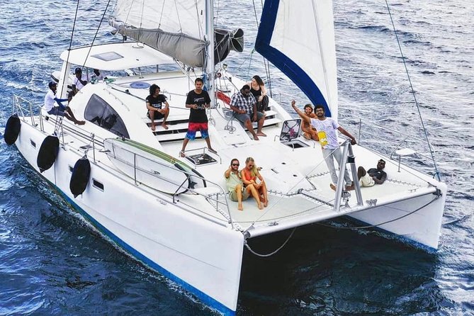 Giant Loop Cruise Mirissa - Customer Ratings and Reviews