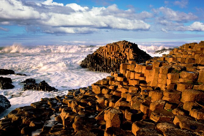Giants Causeway and Belfast Private Day Tour - Belfast and Cuisine