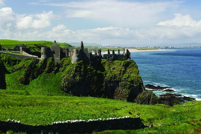 Giant'S Causeway and Titanic Experience From Belfast Port - Top Attractions and Activities