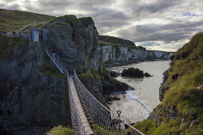 Giant'S Causeway and Titanic Experience From Belfast Port - Traveler Feedback and Ratings