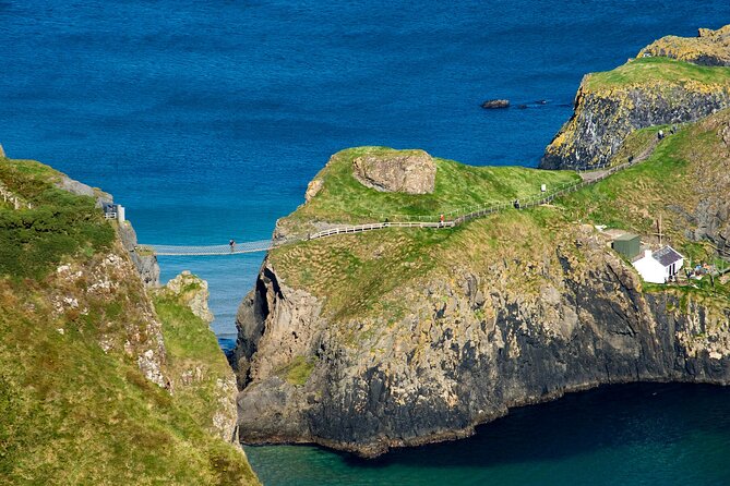 Giant'S Causeway and Titanic Experience From Belfast Port - Pricing and Cancellation Policy