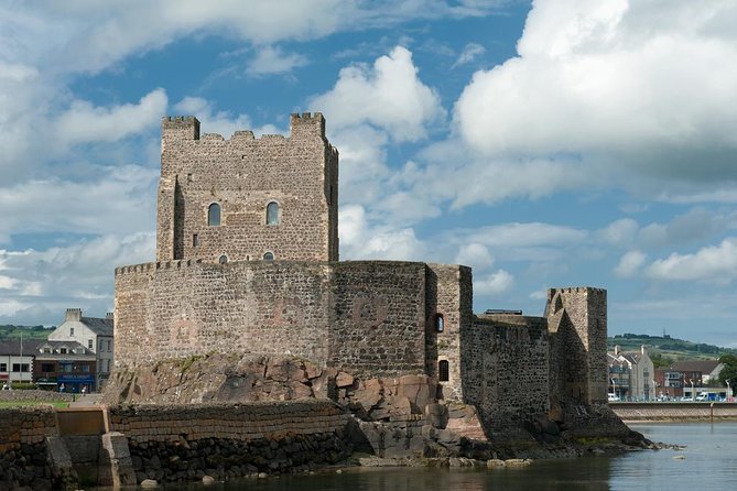 Giant'S Causeway and Titanic Experience From Belfast Port - Tour Highlights and Experiences